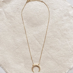 Crescent Moon Necklace - 18k Gold Filled