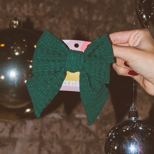 Spruce Waffle Bow