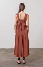 Load image into Gallery viewer, Irregular Pintucked Midi Dress