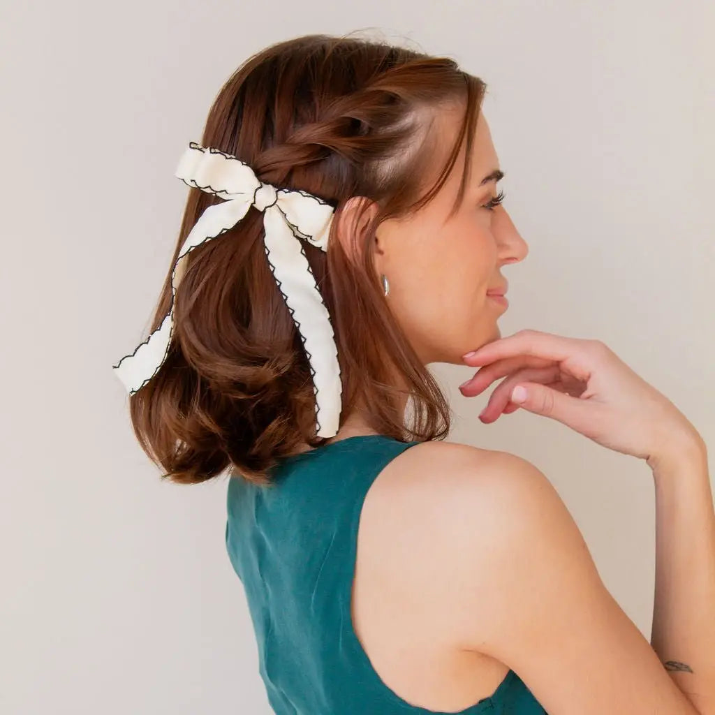 Savannah Bow Clip