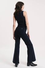 Load image into Gallery viewer, Eastcoast Flare Cord Pant