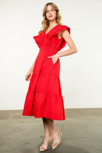 Load image into Gallery viewer, Flutter Sleeve Maxi Dress