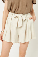 Load image into Gallery viewer, Linen Tie Front Shorts - Oatmeal