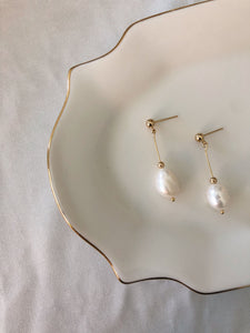 Pearl Drop Earrings - Gold Filled