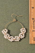 Load image into Gallery viewer, Pearl Flower Earring- Ivory