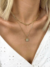 Load image into Gallery viewer, Hitched Lock Necklace - Gold