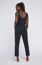 Load image into Gallery viewer, Finley Cropped Pant - Carbon