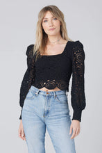 Load image into Gallery viewer, Scalloped Hem Lace Tap - Black