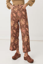 Load image into Gallery viewer, Meadowland Linen Pants - Hazelnut